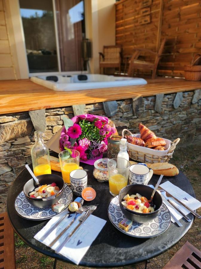 Magnifique petite villa avec jacuzzi l'attrape rêve Les Plantiers Extérieur photo